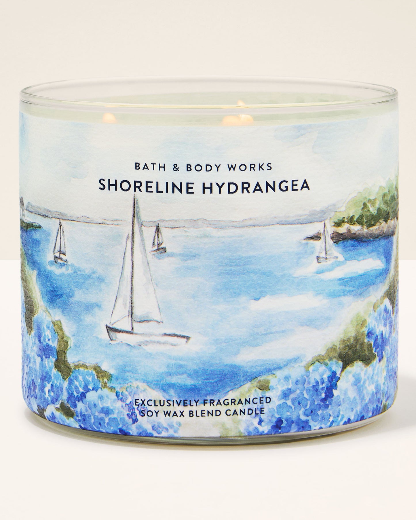 Bath and body works 3 wick candle shoreline hydrangea
