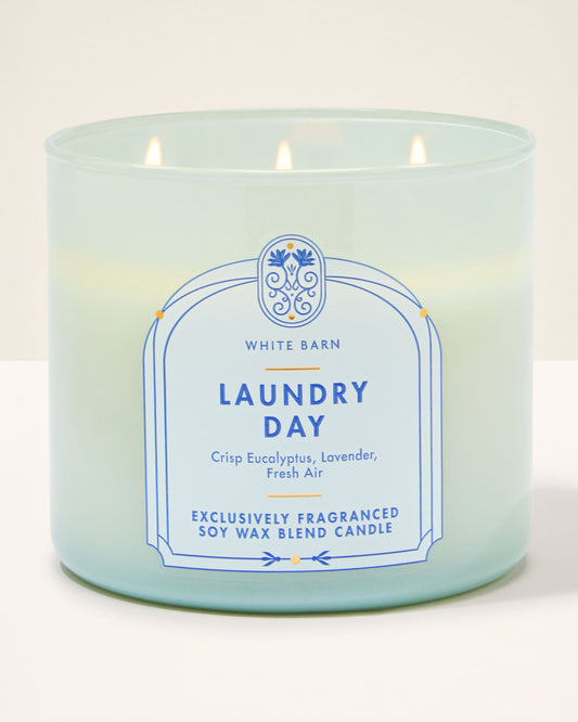 Bath and body works 3 wick candle laundry day