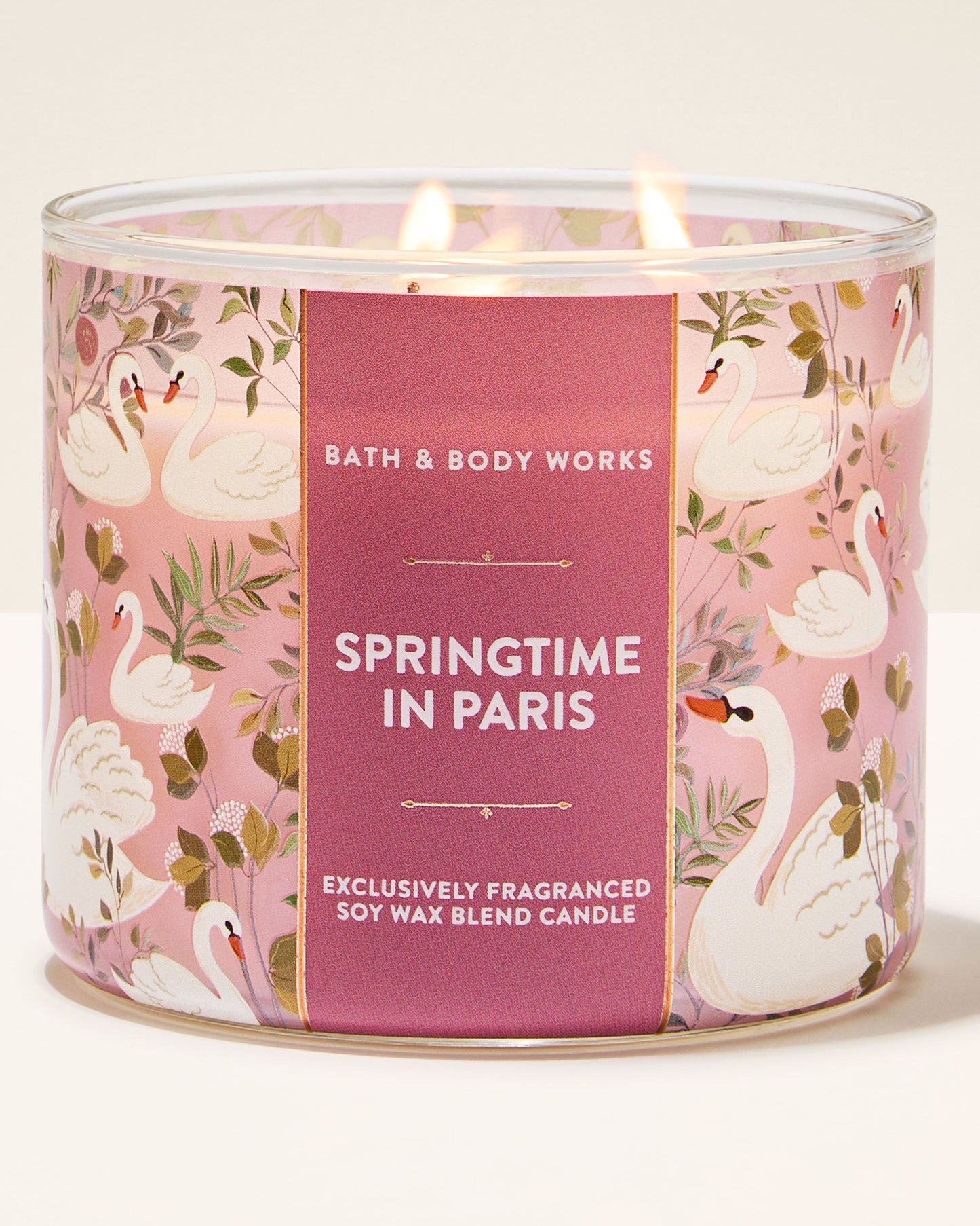 Bath and body works 3 wick candle springtime in Paris