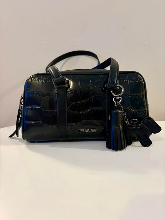 Steve Madden bharlanc black shoulder