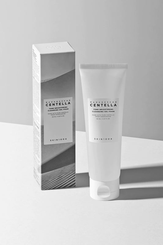 Skin 1004 tone brightening cleansing gel foam